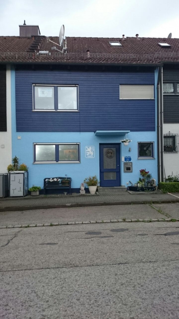Das blaue Haus (Foto: @ Saskia A.)