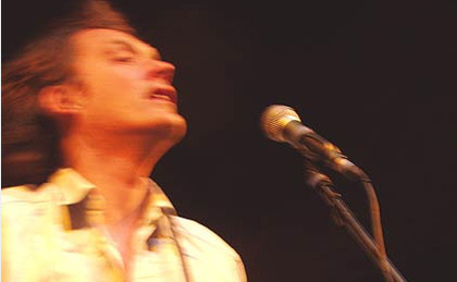 Frank Spilker war schon vor zwei Jahren in Freising zu Gast - damals noch mit Band (Foto: muenchenblogger)