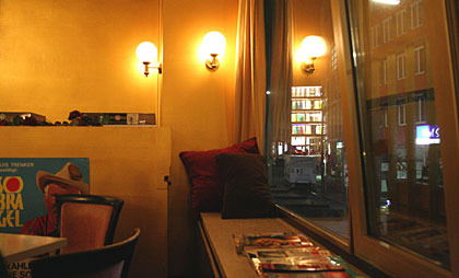 Das echte Oma-Café Das echte Oma-Café
