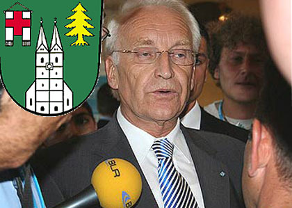 Stoiber in Tuntenhausen Stoiber in Tuntenhausen
