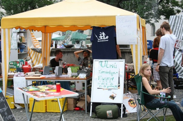 Die Volxzküche darf natürlich nicht fehlen auf dem Bildungscamp (Foto: muenchenblogger)