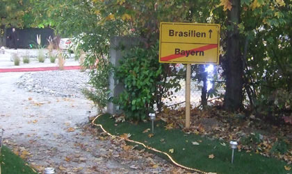 Hier endet Bayern: die neue Grenze an der Friedenheimer Brücke (Foto: muenchenblogger)
