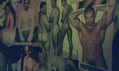 Nackte Tatsachen auf dem stillen Örtchen