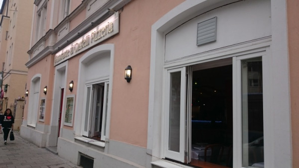 Einmal Pizza Thali! (Foto: MünchenBlogger)