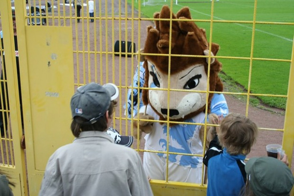 Aus für die Löwen? Das Maskottchen der Löwen (Foto: muenchenblogger)
